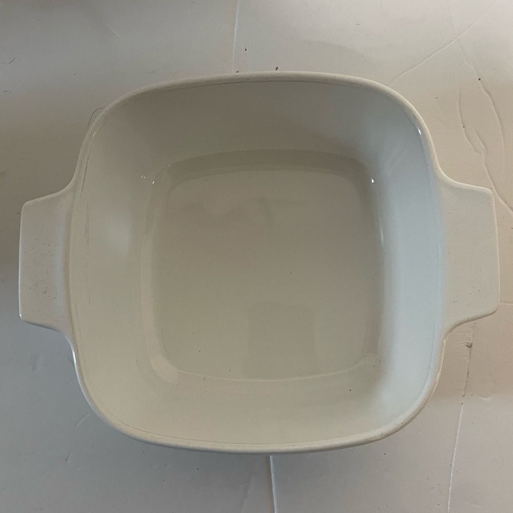 Corning Ware Spice of Life Casserole Dish with Lid (1.5L) - Picture 3 of 9